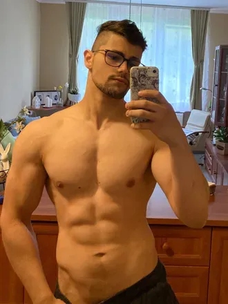OnlyFans cuenta geekdaddy11 avatar 1