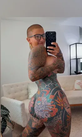 OnlyFans account  midwestbabexx avatar 1