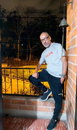 OnlyFans cuenta giova08 header 2