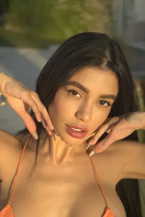 OnlyFans cuenta lilveronicar avatar 1