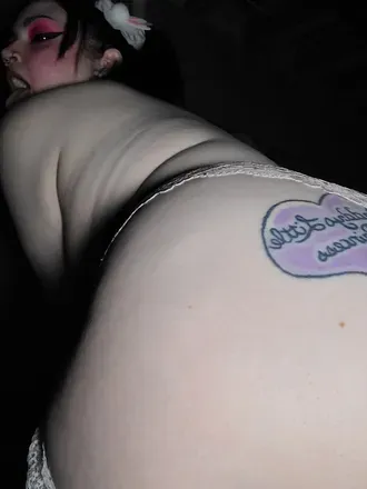OnlyFans account  smokingstella98 header 2