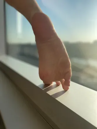 OnlyFans account  sexycollegetoesandfeet header 2