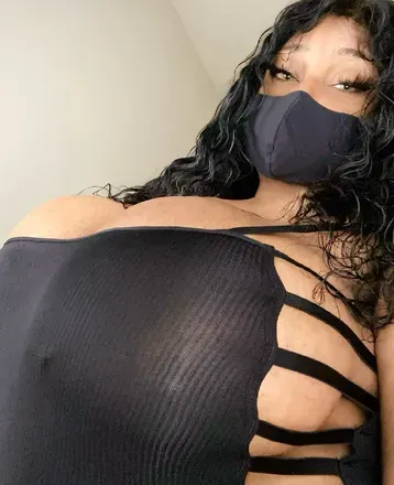 OnlyFans cuenta exxoticagreen2 avatar 1