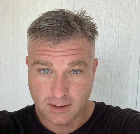 OnlyFans cuenta eyeshine75 avatar 1