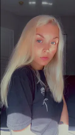 OnlyFans account  blueeyedbunnyy avatar 1
