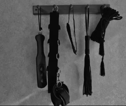 OnlyFans cuenta ravensnest333 header 2