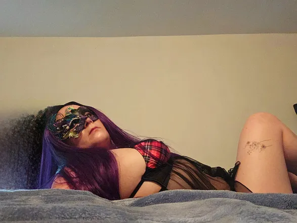 OnlyFans cuenta mysteriousmila header 2