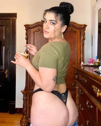 OnlyFans cuenta worshigoddesscamila avatar 1