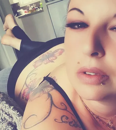 OnlyFans cuenta naturel_beauty_69 header 2