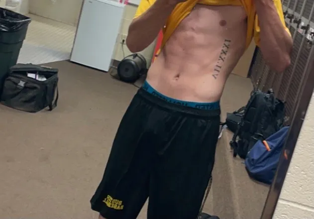 OnlyFans cuenta u195136009 header 2