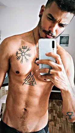 OnlyFans cuenta lukkaswall header 2
