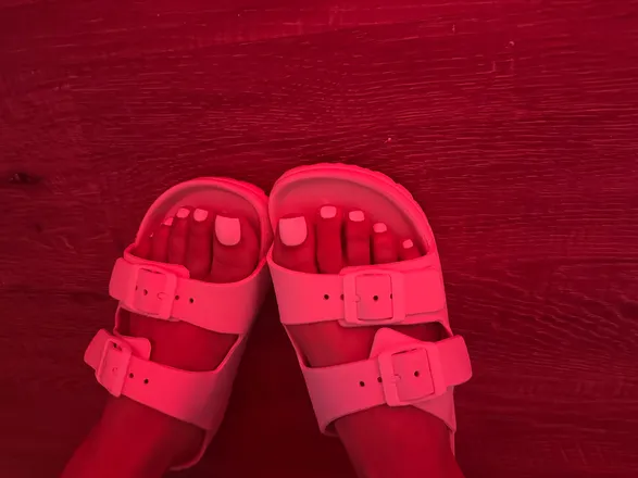 OnlyFans cuenta cicifeets header 2