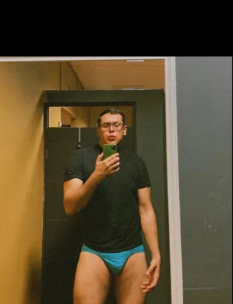 OnlyFans cuenta ceessarruiiz header 2