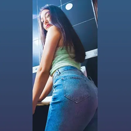 OnlyFans account  lessclari avatar 1