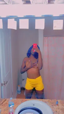 OnlyFans cuenta pinkpussybratt avatar 1