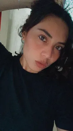 OnlyFans account  lauriithaaa header 2