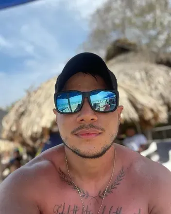 OnlyFans cuenta adrew10 avatar 1