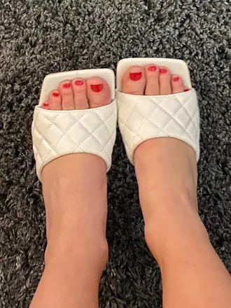 OnlyFans cuenta britmart101 header 2