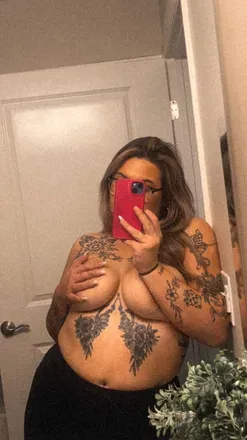 OnlyFans cuenta milfxxx33 avatar 1