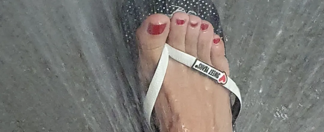 OnlyFans cuenta virgo_the_maid header 2