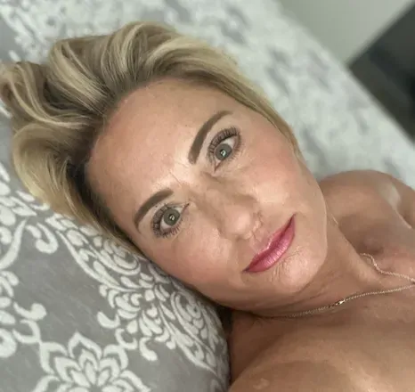 OnlyFans cuenta carleyfinestein avatar 1