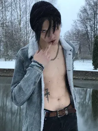 OnlyFans cuenta lil_yura avatar 1