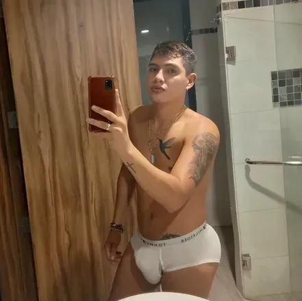 OnlyFans cuenta ianlatino2000 avatar 1