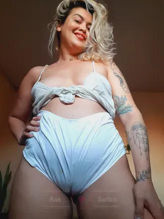 OnlyFans cuenta ana_switch avatar 1