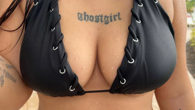 OnlyFans cuenta ghostgirl-777 header 2