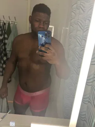 OnlyFans account  christopherrrrthephoenix header 2