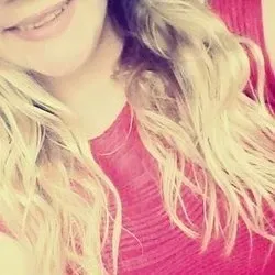 OnlyFans cuenta rosiemae08 avatar 1