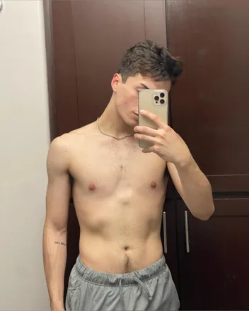 OnlyFans cuenta u285270525 header 2