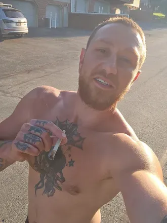 OnlyFans account  torninsilence avatar 1