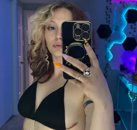 OnlyFans cuenta cherrybahmer avatar 1