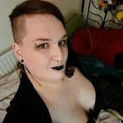 OnlyFans cuenta karawolffuk avatar 1