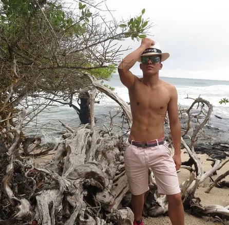 OnlyFans cuenta cesarchoneriito header 2