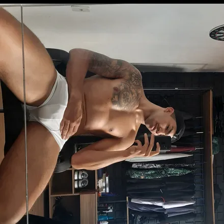 OnlyFans cuenta dxvalentin header 2
