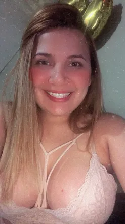 OnlyFans cuenta yvillafane20 header 2
