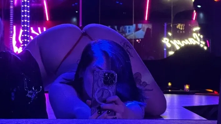 OnlyFans cuenta petuxia header 2