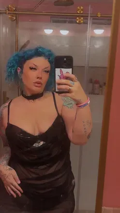 OnlyFans of vickyvixxxen333