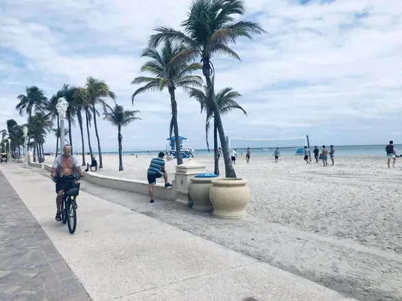 OnlyFans cuenta addieallday header 2