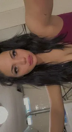 OnlyFans cuenta sarahbellaa1 avatar 1