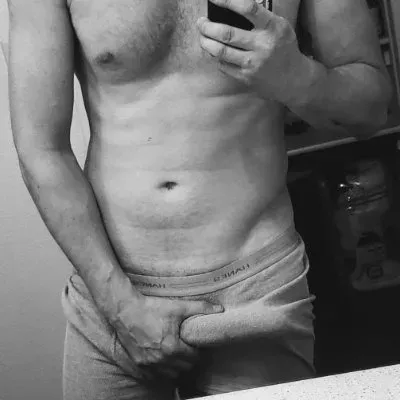 OnlyFans account  imjustaskaterguy avatar 1