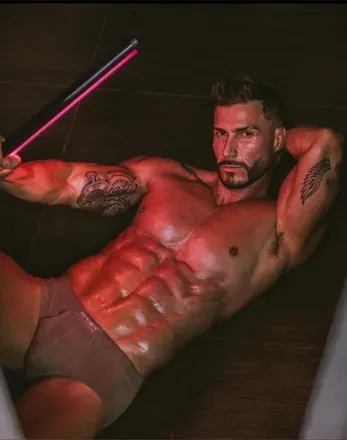 OnlyFans cuenta tomyhammer header 2