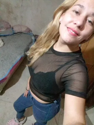 OnlyFans cuenta mikaaaa24 header 2