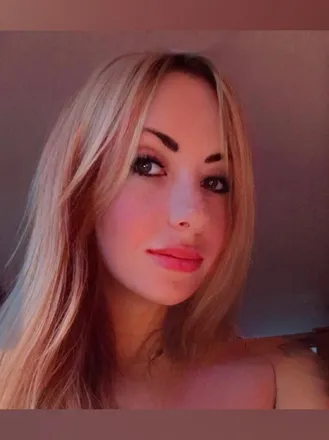 OnlyFans cuenta blondie234 header 2
