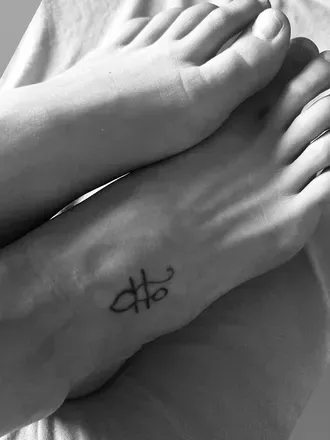 OnlyFans cuenta hearttttfeet header 2