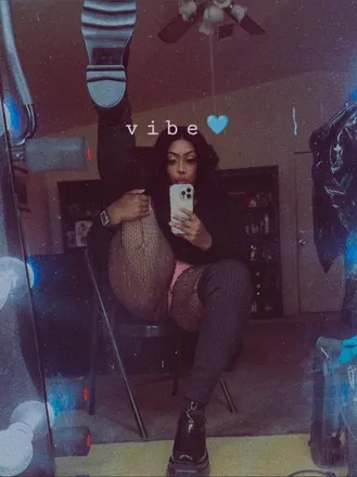OnlyFans cuenta mzwetmuffin header 2