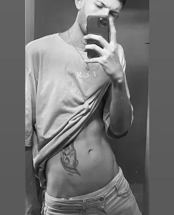 OnlyFans cuenta max_tayloor header 2