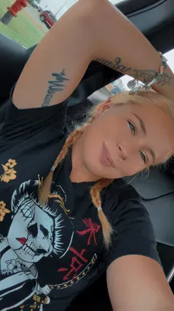 OnlyFans of nicoleluvs420